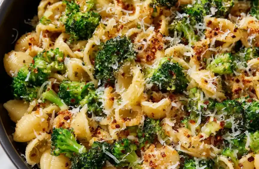 Broccoli Pasta That’s Creamy, Fresh,…