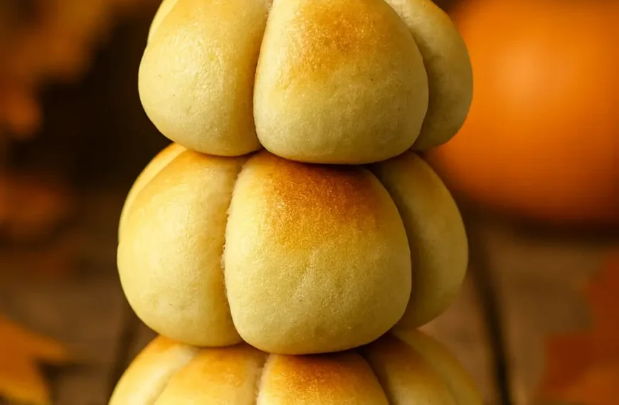 Pepperoni Pizza Pumpkins: The Cutest Spooky Snack You’ll Bake This Fall