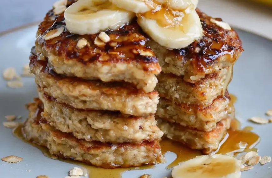 Healthy Banana Oatmeal Pancakes That Actually Satisfy